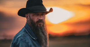 Cody Jinks Announces 2025 Hippies And Cowboys Tour