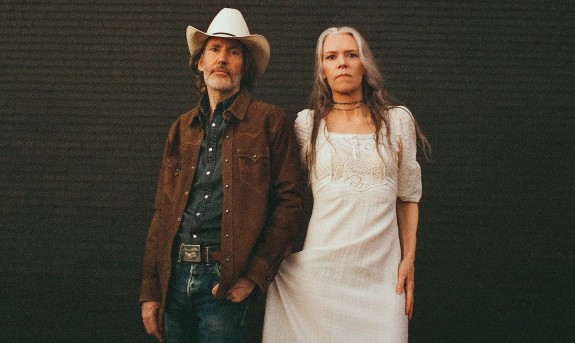 Gillian Welch & David Rawlings Tickets! Ryman Auditorium, Nashville > May 22 & 23, 2025