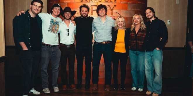 Vincent Mason Makes his Opry Debut